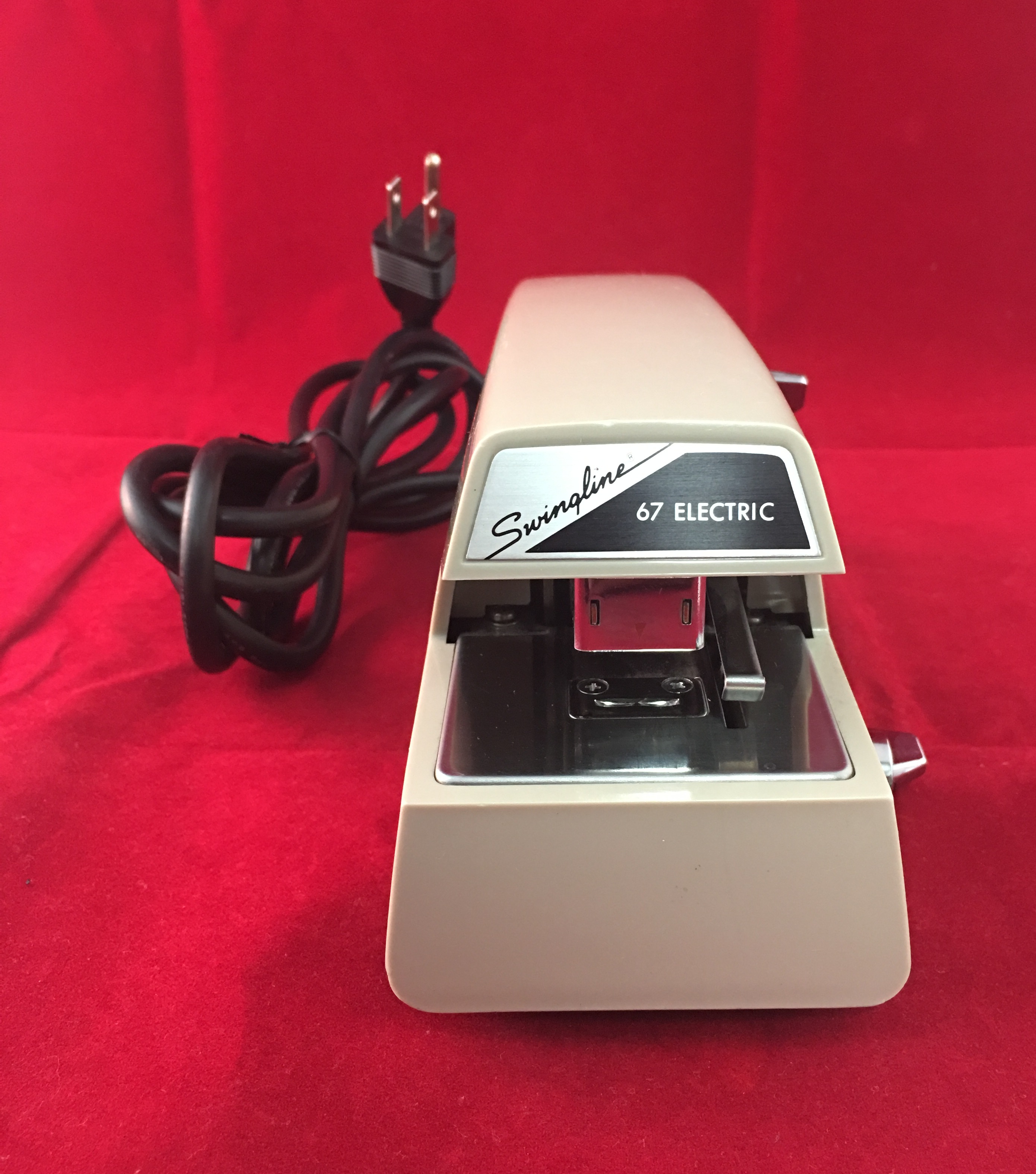 Vintage Swingline 67 Electric Stapler Suction Cup Base Works eBay