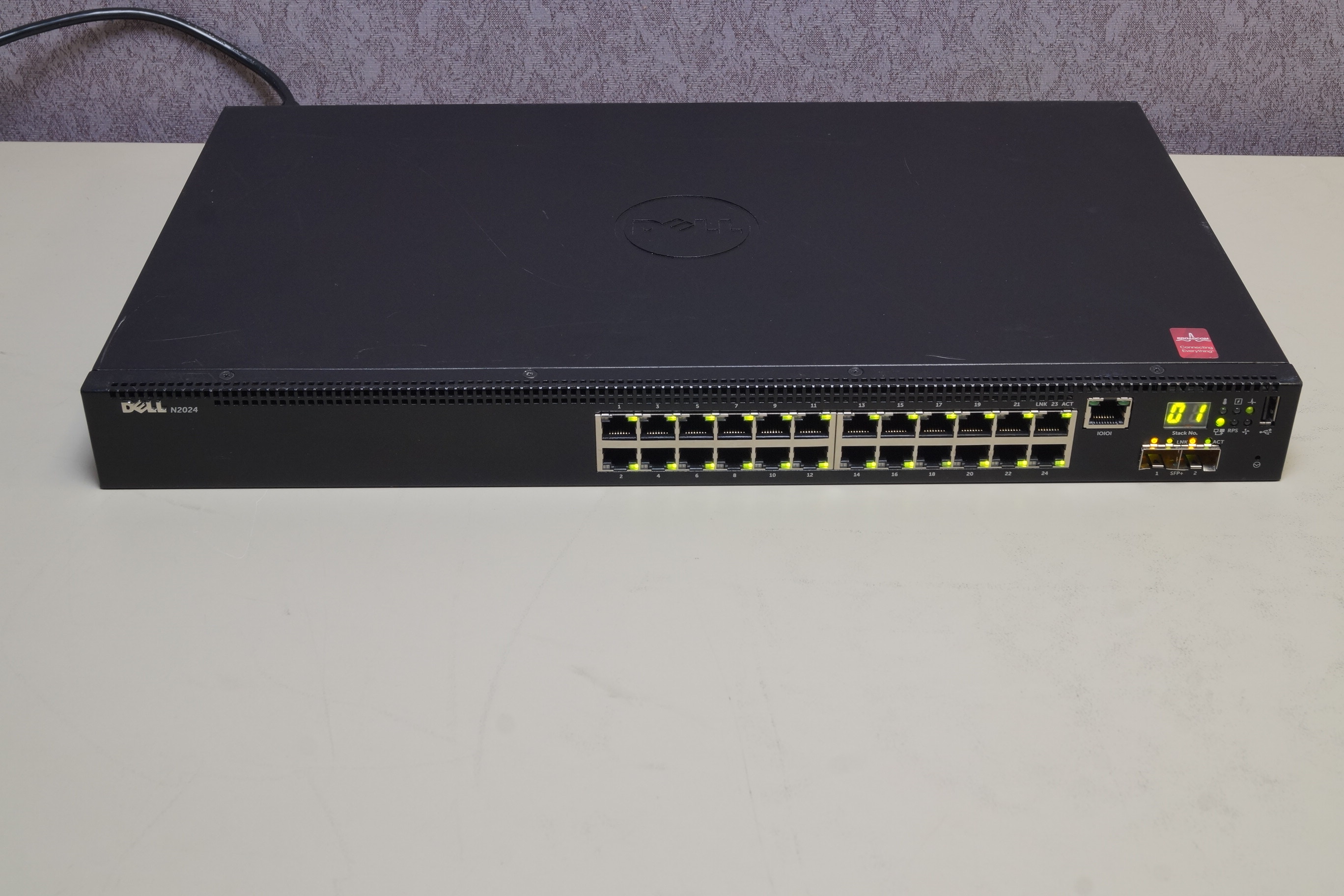 DELL N2024, 24PORT GIGABIT SWITCH, E04W, 4FJ4C *REFURBISHED* *WARRANTY