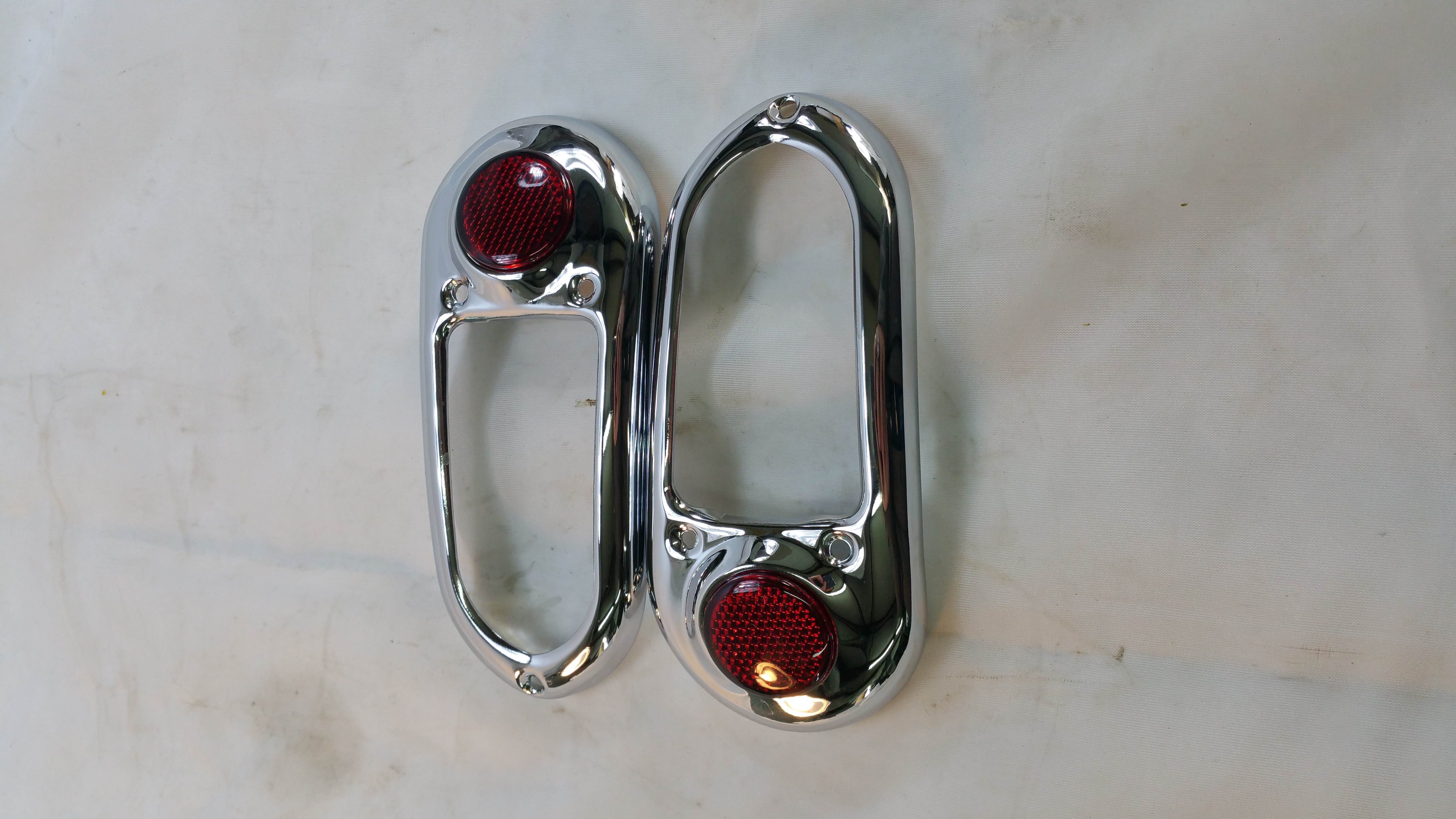 chrome light bezels on 1949 1950 Chevrolet Styleline Tail Light Bezel Set Chrome W Reflectors New Ebay