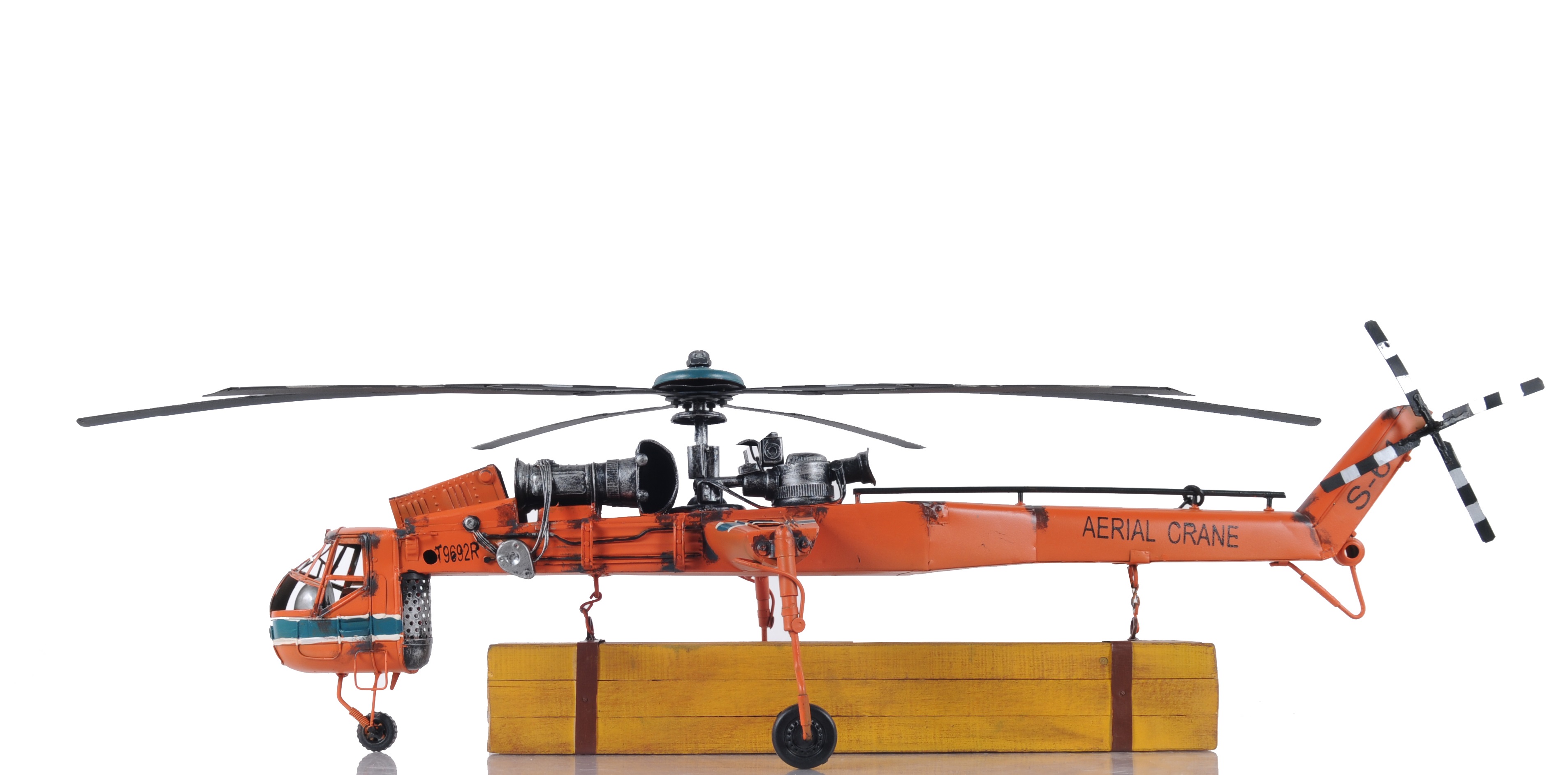 helicopter crane toy