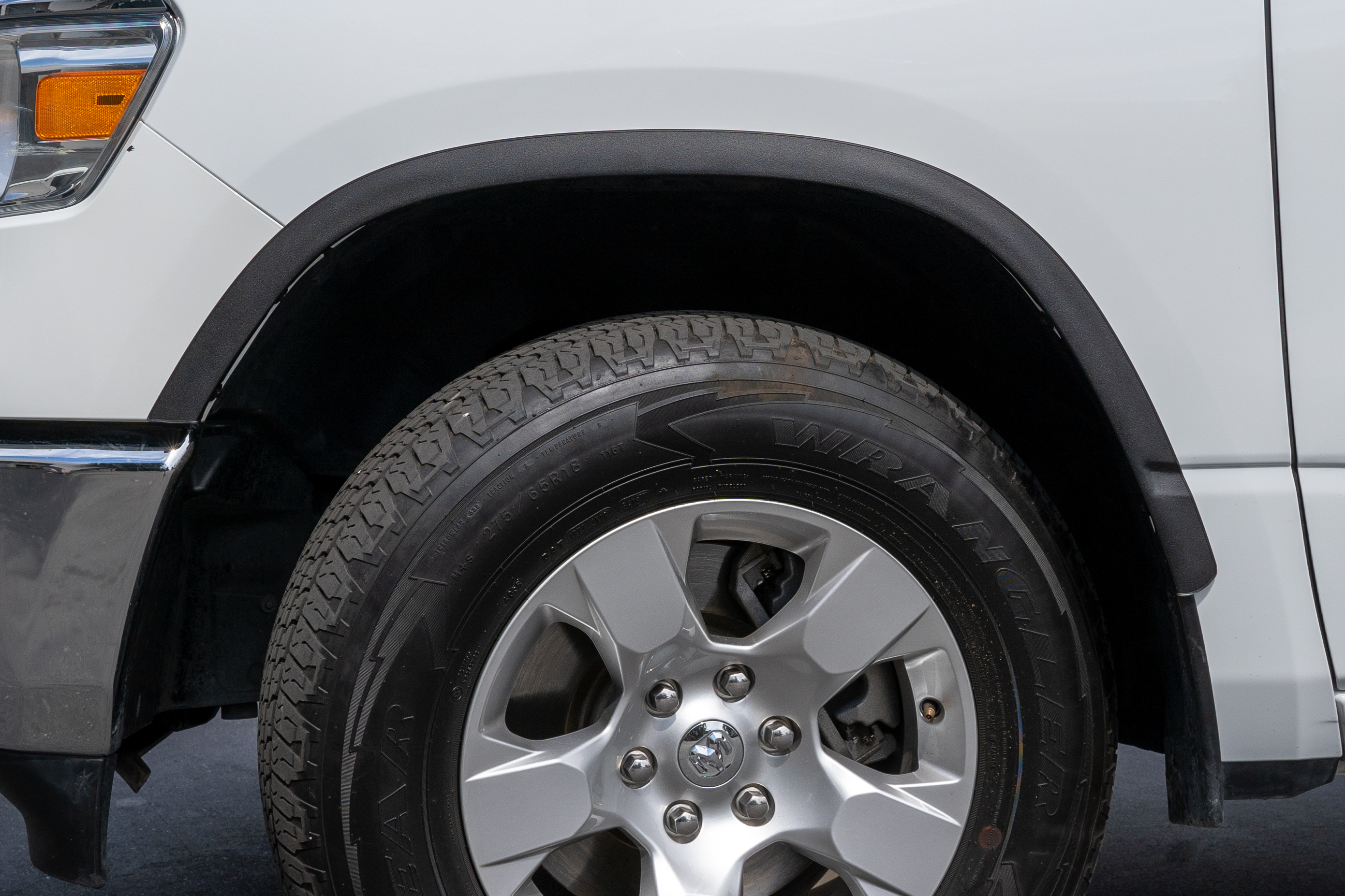 FTDO203 2009-2018 Dodge Ram 1500 Pickup POLISHED Stainless Steel Fender Trim