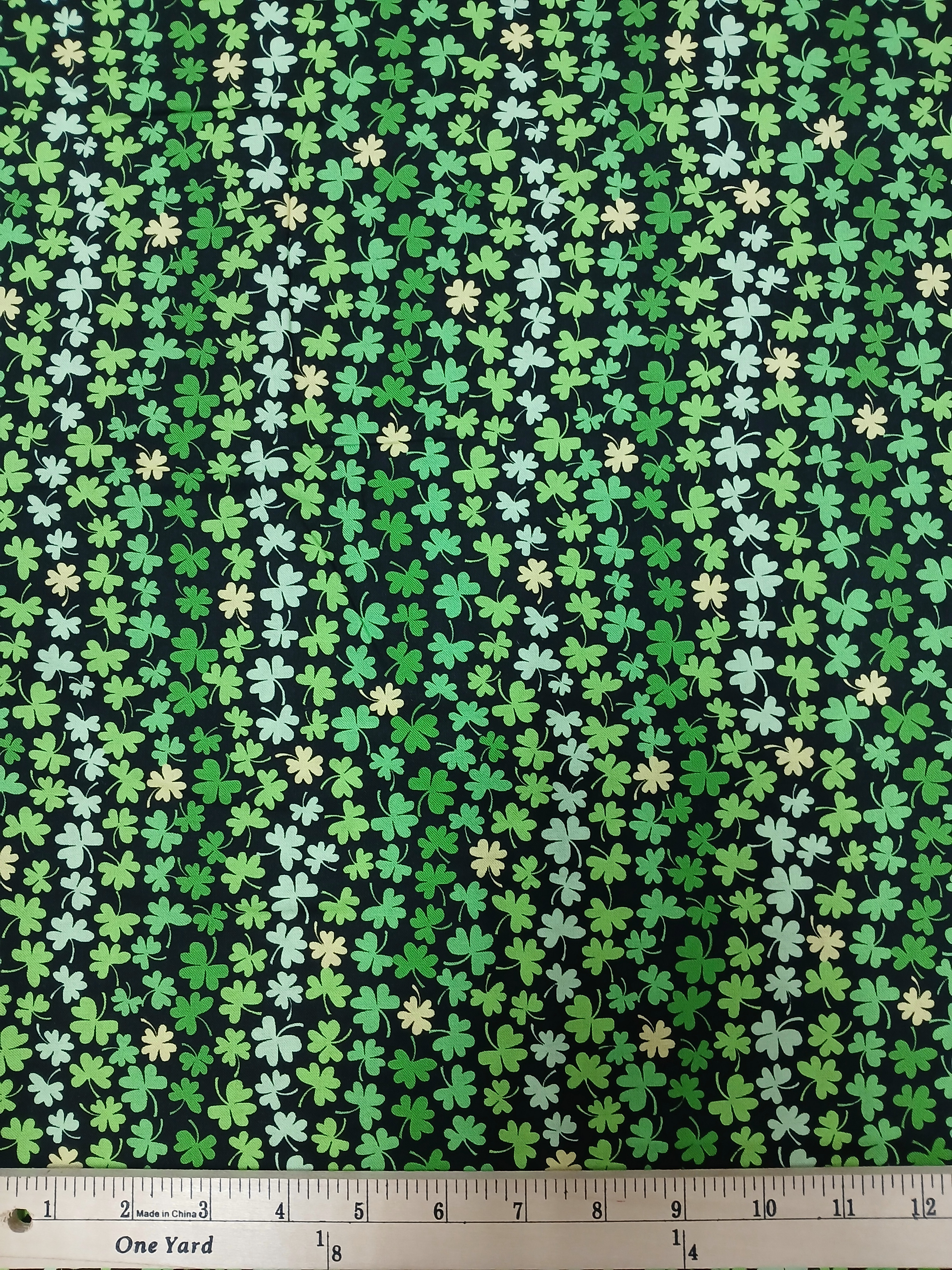 Cotton Spring Holidays Irish Clover Lucky St Patrick's Day Freckle and Lollie Cotton Fabric Print by the Yard (FLSH-D48-Z)